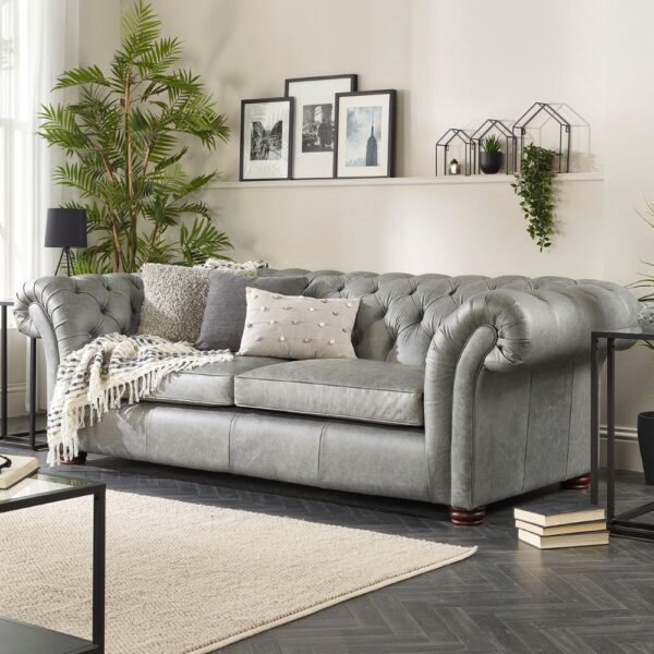 Wandsworth Chesterfield Sofa - Image 5