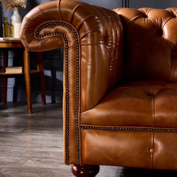 Sandringham Chesterfield Sofa - Image 2