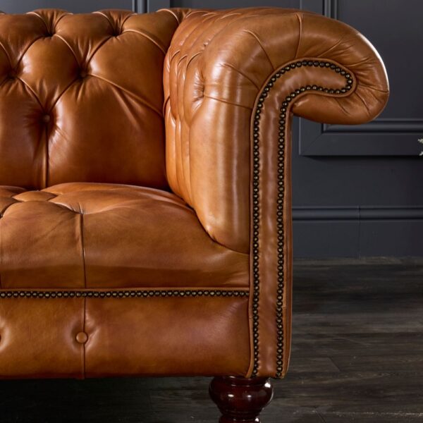 Sandringham Chesterfield Sofa - Image 3