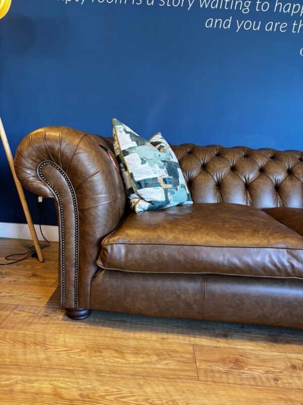 UK Stock - Bespoke Wandsworth 3 Seat Chesterfield Sofa (+9cm Depth) - Dune Tan Leather - Image 3