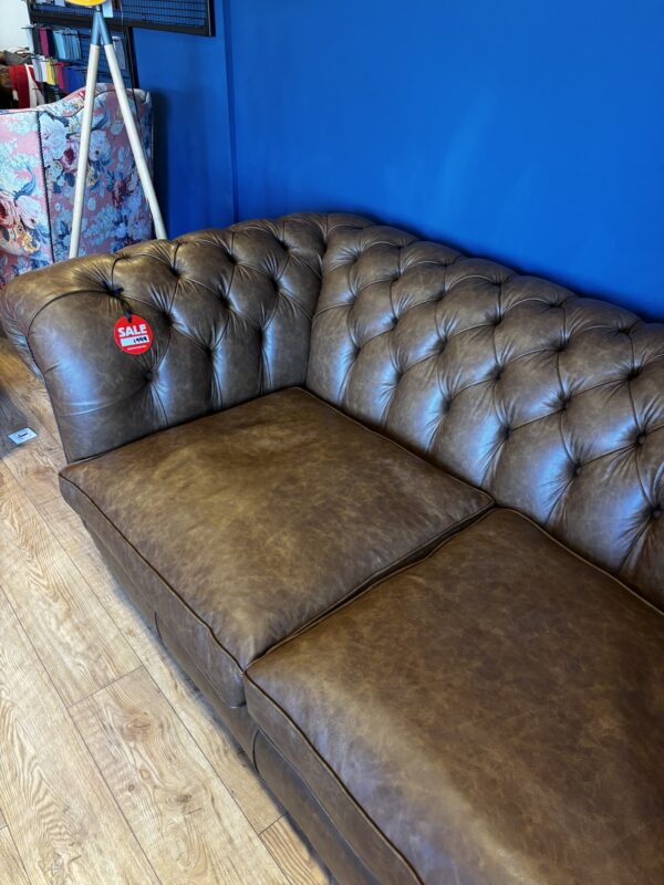 UK Stock - Bespoke Wandsworth 3 Seat Chesterfield Sofa (+9cm Depth) - Dune Tan Leather - Image 6