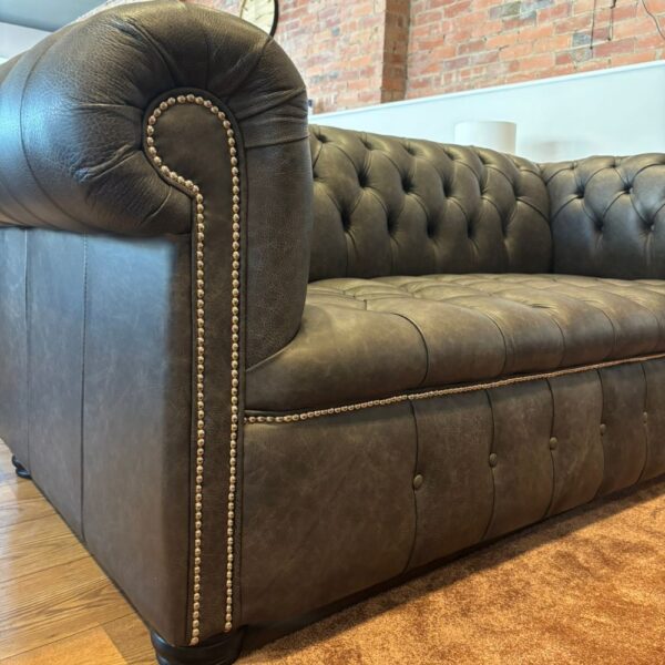 UK Showroom Stock - Manhattan 2-Seat - Apache Pewter - Image 8