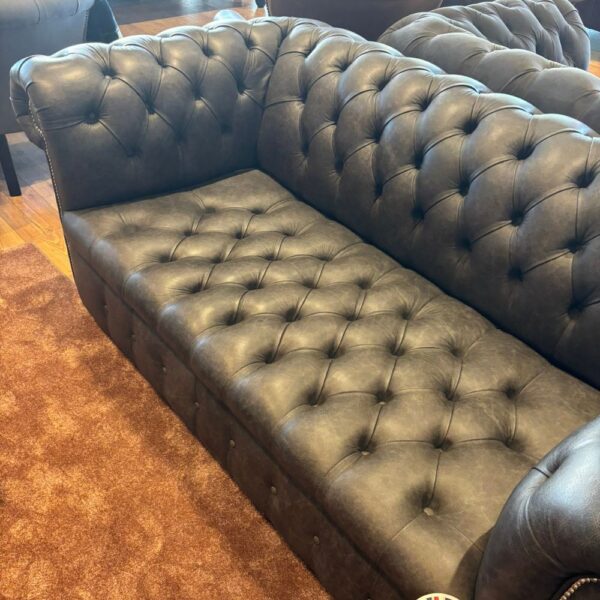 UK Showroom Stock - Manhattan 2-Seat - Apache Pewter - Image 9