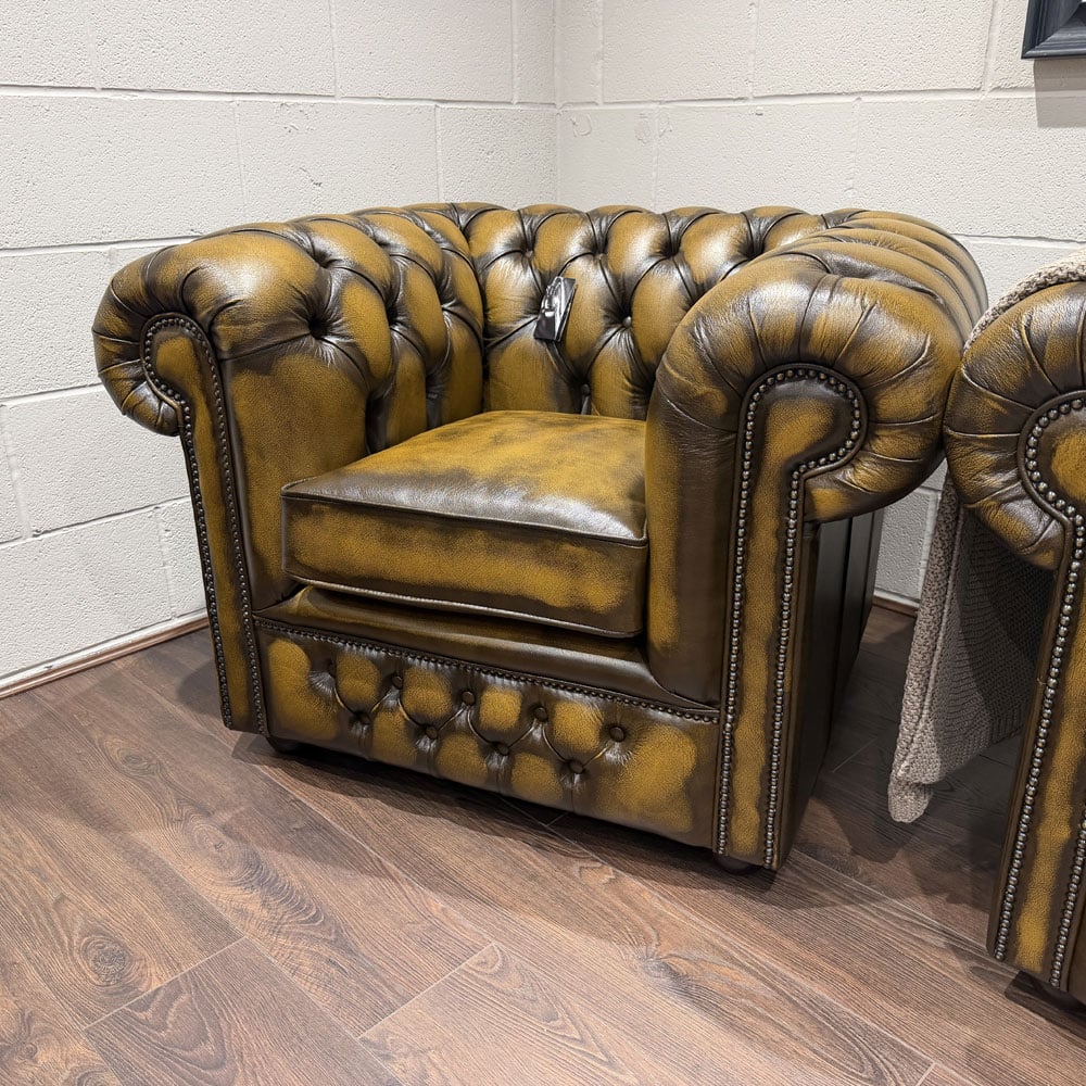 Photo of Holyrood Chesterfield Club Chair – Antique Harvest Gold Leather