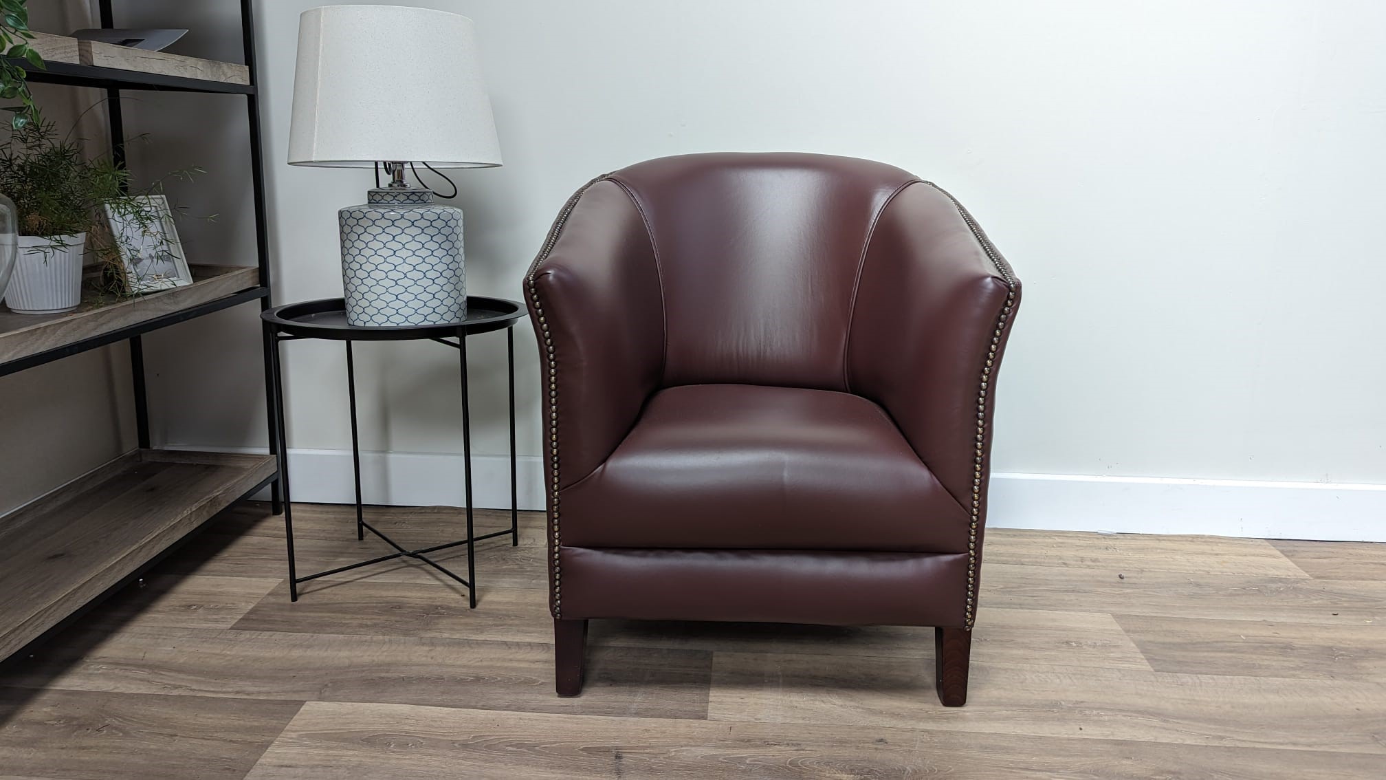 Photo of Richmond Tub Chair – Vesuvio Red Leather