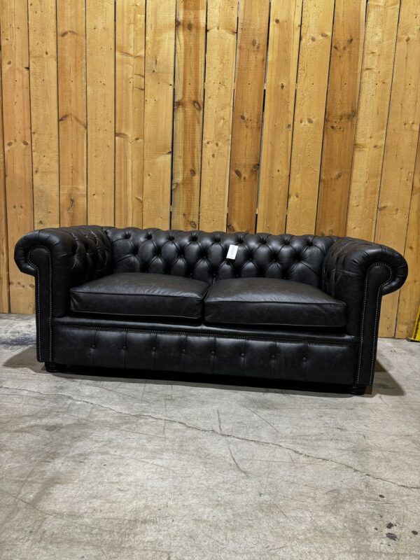 UK STOCK - London 2 Seater Chesterfield Sofa - Dune Charcoal Leather - Image 12